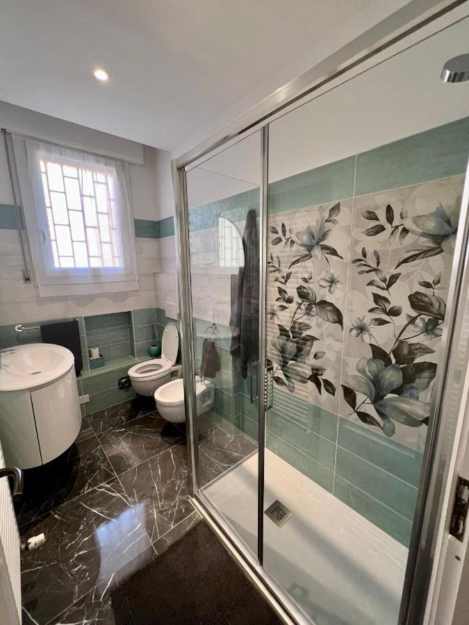 Dimora Sterlizia Zona Fiera S Donato Appartement Bologna Buitenkant foto